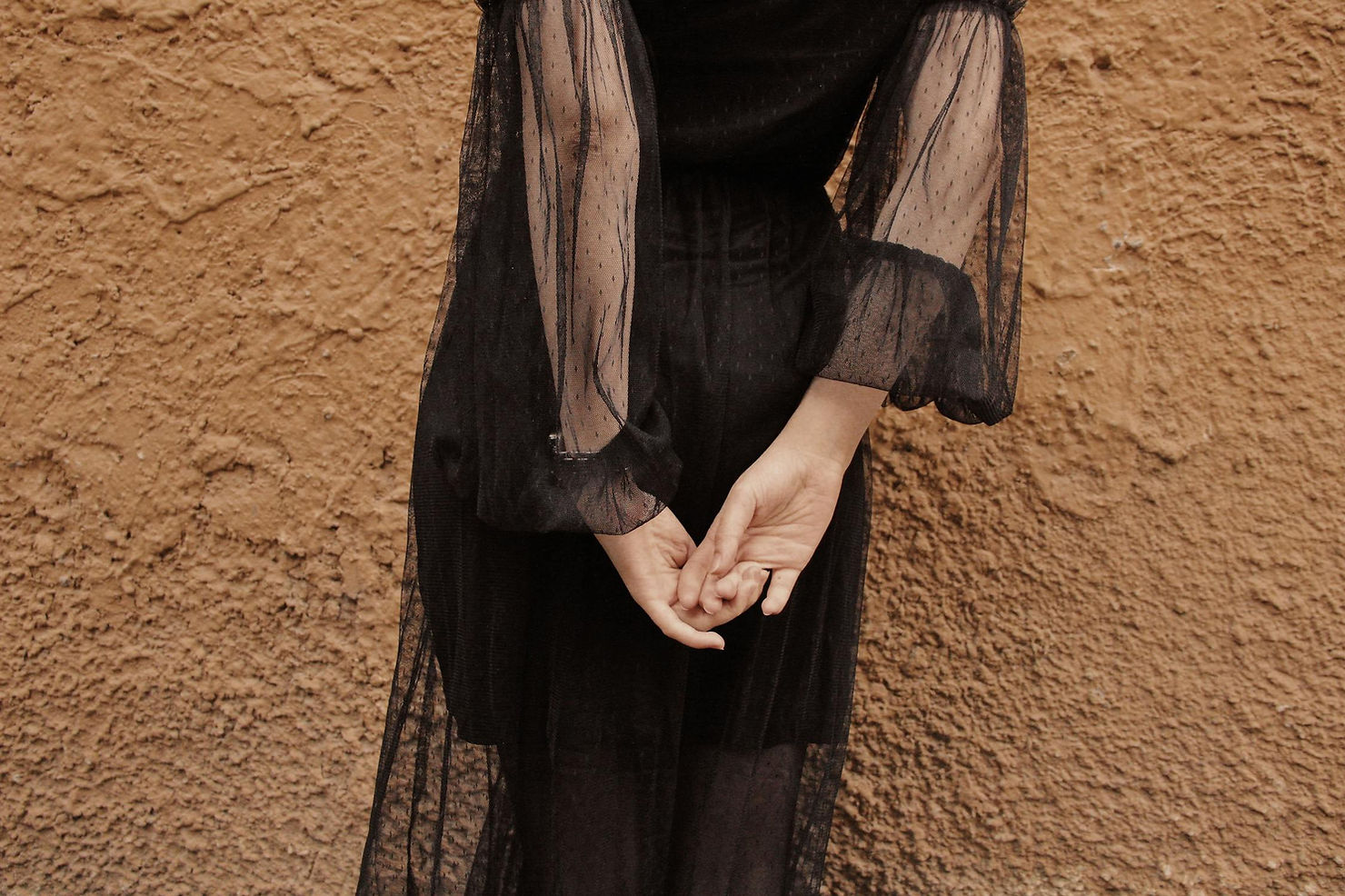 Embrace the Soft Goth Aesthetic with This Spring Capsule Wardrobe ...